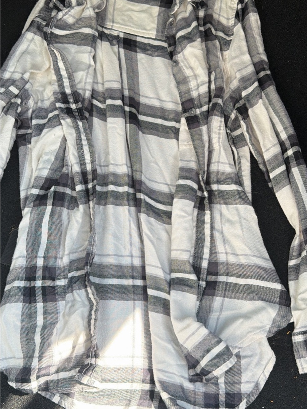 American Eagle Outfitters White and Gray Plaid Button-Down Shirt